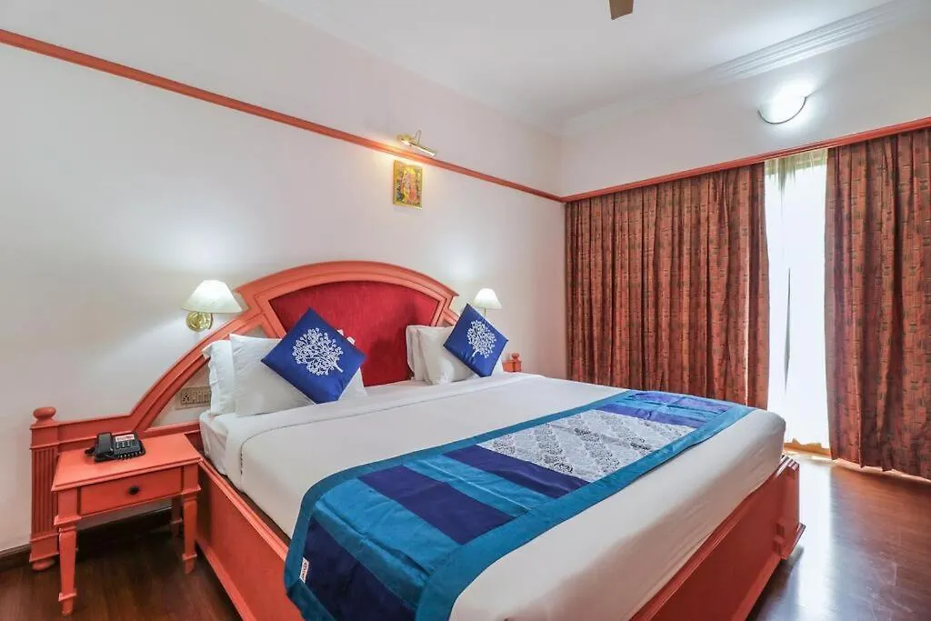 ***  Fort Gate Hotels & Resorts Thrissur India