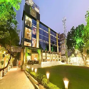 The Palm Spring A Boutique Naraina Hotel New Delhi