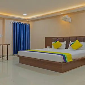 Itsy Kashi Grand, Bhu Hotel Varanasi
